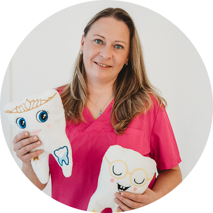 Myriam Hillebrand - Rezeptionistin Kinderzahnarztpraxis Mutlangen Myriam Hillebrand
